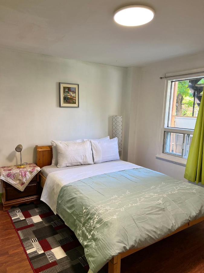 Apartment Avec Parking Prive Québec Eksteriør billede