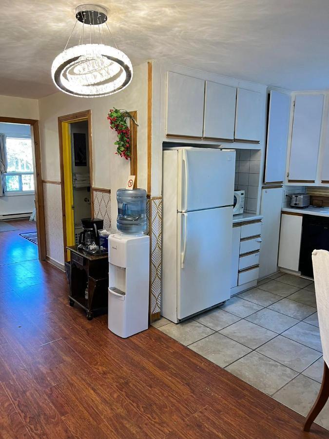 Apartment Avec Parking Prive Québec Eksteriør billede